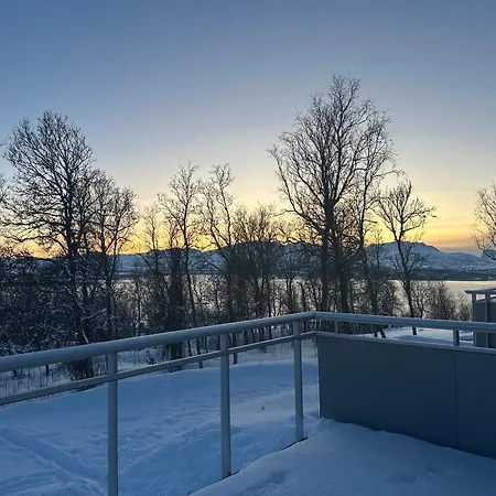 Apartamento Beautiful View With A Walking Distance To Everything